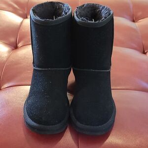 Black suede cold weather plush lined boots